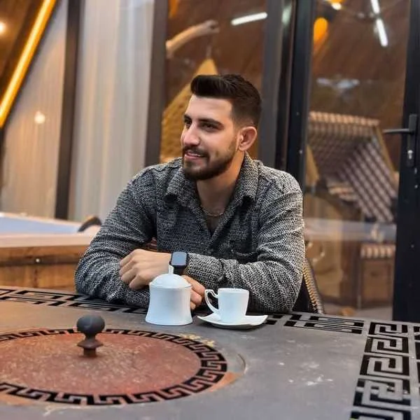 دانلود آهنگ تاب و تب من لالایی شب من