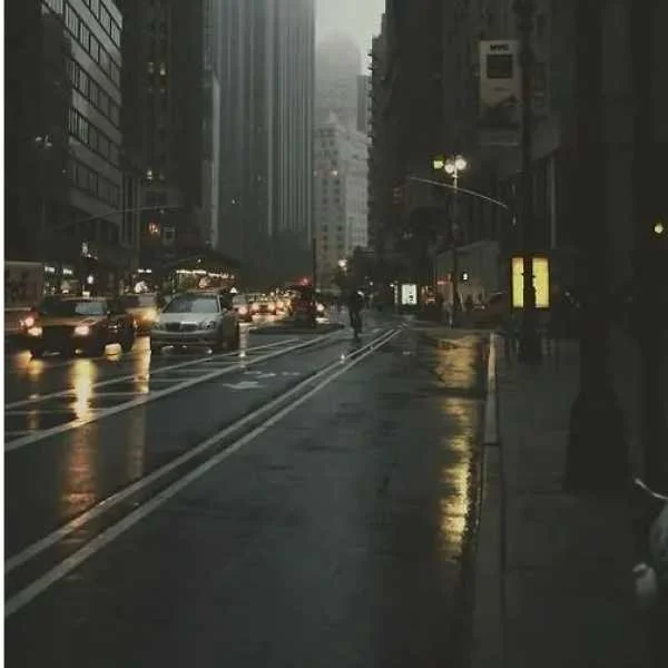 دانلود آهنگ خیابون یادم داد سکوتو کنم پیشه