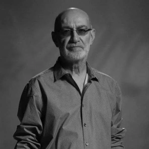 دانلود آهنگ سیاوش قمیشی قاصدک