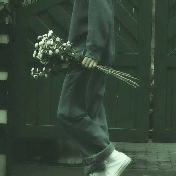 دانلود آهنگ هایده و محسن چاوشی بغل بغل یه دشت گل فقط دانلود آهنگ هایده و محسن چاوشی بغل بغل یه دشت گل فقط