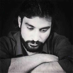 ناصر عبداللهی بنام گل خاکستری