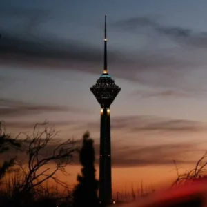 از شمرون رفتیم شهرک شهرک ایست بود رفتیم ونک